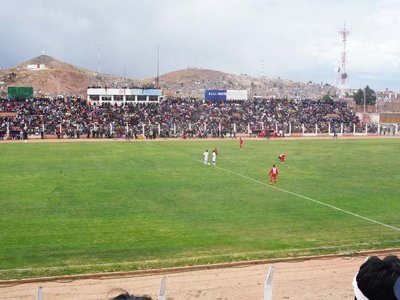 Estadio Guillermo Briceo Rosamedina (PER)