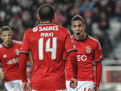 Benfica v Arouca J12 Liga Zon Sagres 2013/14