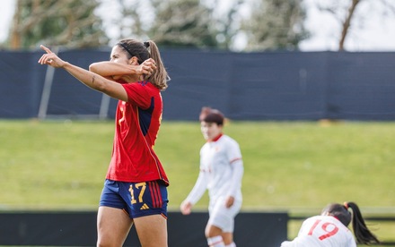 Alba Maria Redondo Ferrer scores her second goal of the match to give Spain  a 5-0 lead