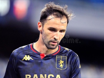 GENOA, ITALY - AUGUST 29: Milan Badelj of Genoa CFC competes for