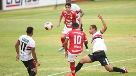 Vila Nova 3-1 Anápolis