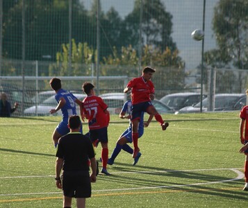 UD Oliveirense 8-1 Anadia FC