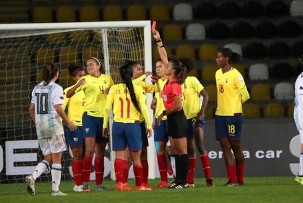 Equador 3-6 Argentina