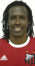Roque Júnior :: Player Profile 